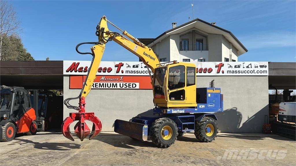 Bertani S3A 4x4 Wielgraafmachines