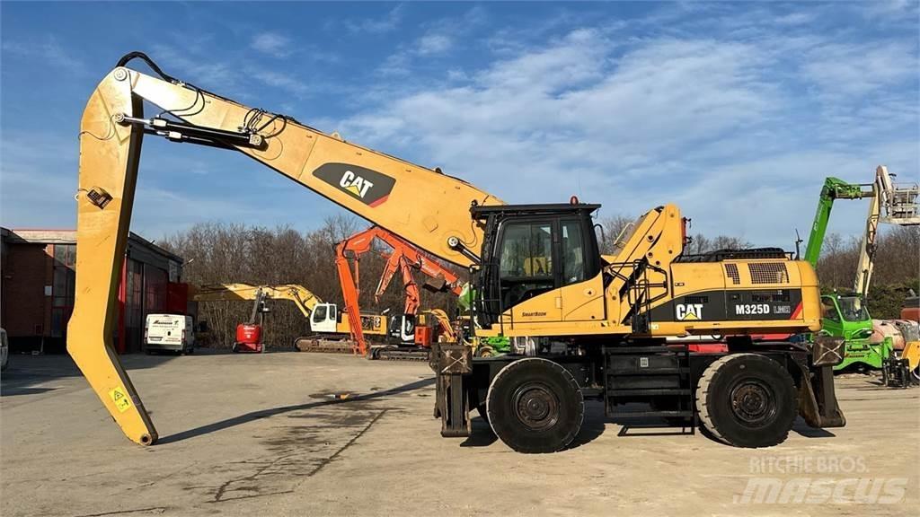 CAT M325D 4X4 Wielgraafmachines