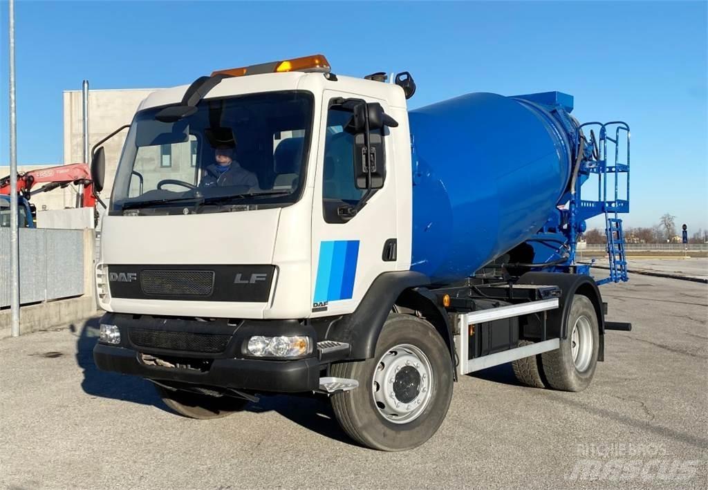 DAF LF 55.250 Betonmixers en pompen