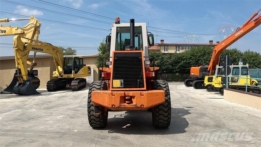 Fiat-Hitachi FR90 4X4 Wielladers