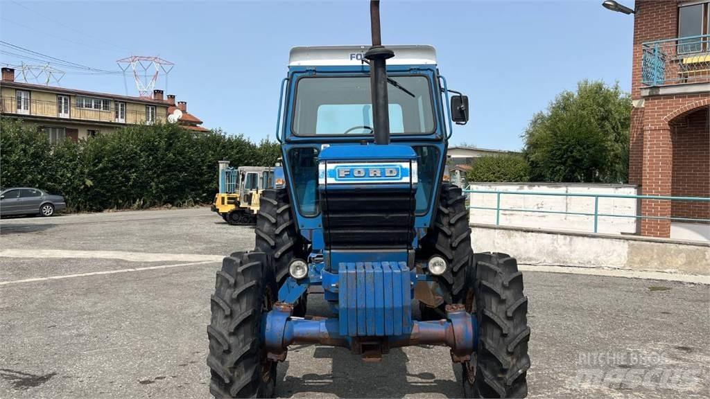 Ford 7700 4X4 Sneeuwschuivers en -ploegen
