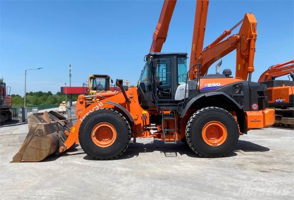 Hitachi ZW250-6 Wielladers
