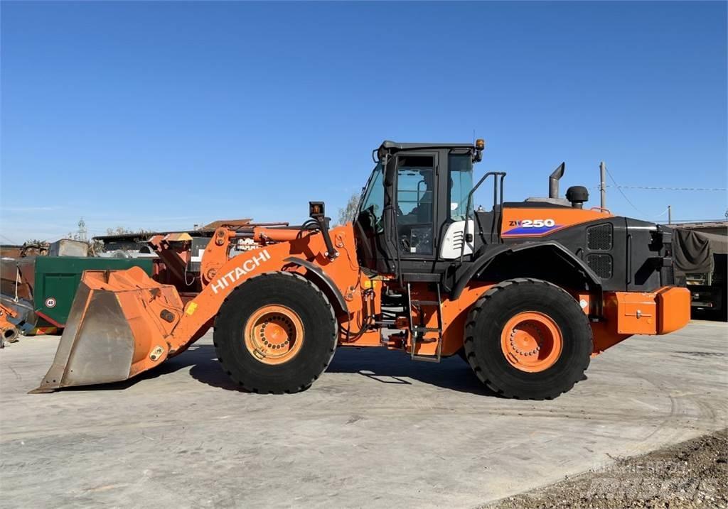 Hitachi ZW250-6 Wielladers