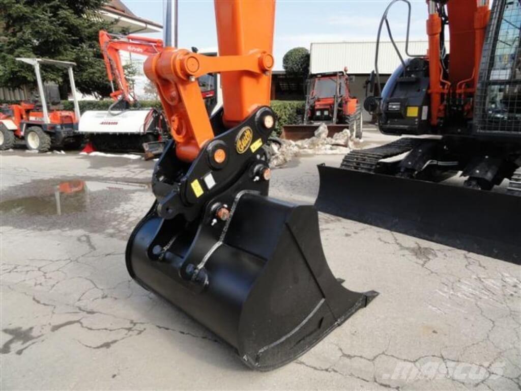 Hitachi ZX135 US-6 Bosbouw graafmachines