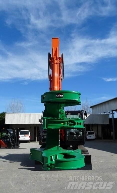 Hitachi ZX135US-6 Bosbouw graafmachines