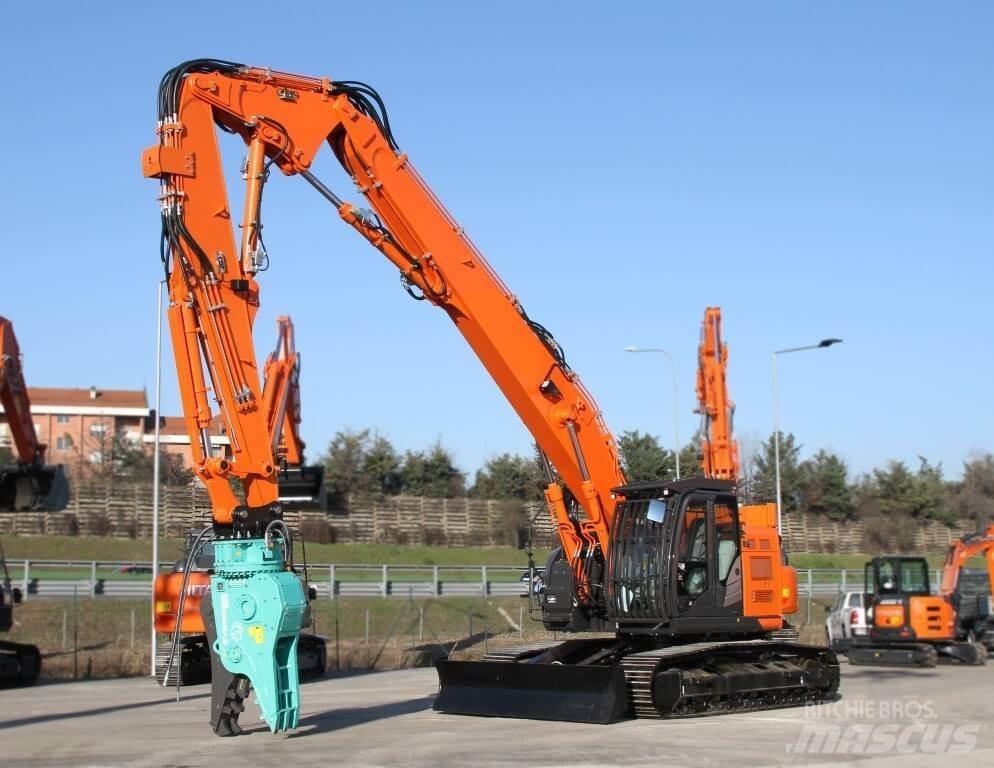 Hitachi ZX225USLC-6 Rupsgraafmachines