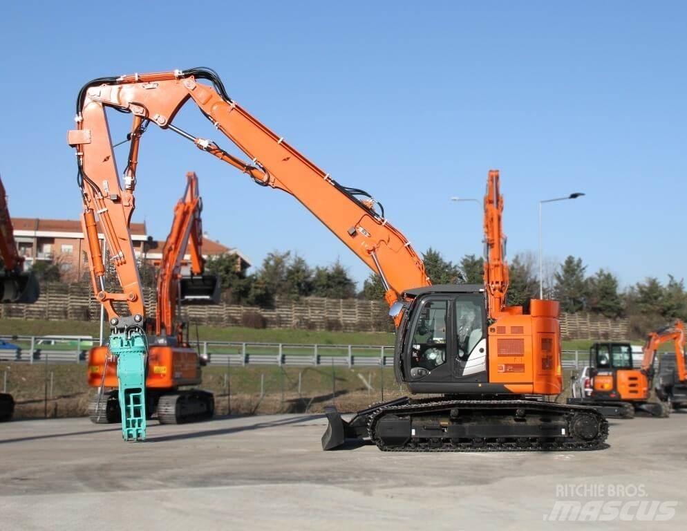 Hitachi ZX225USLC-6 Rupsgraafmachines