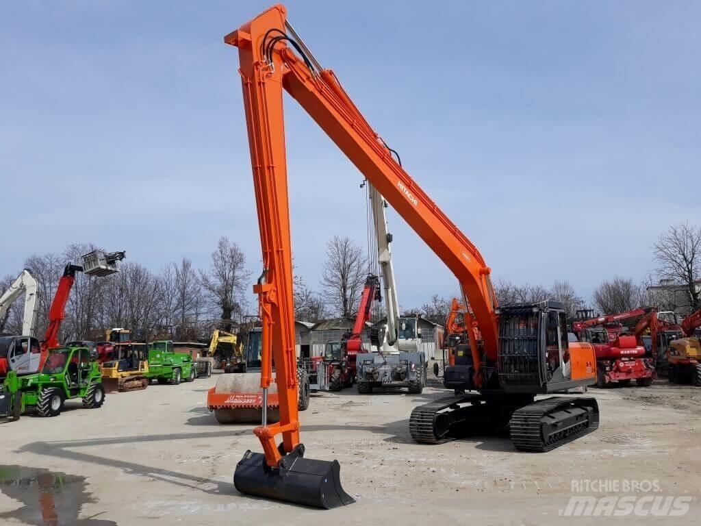 Hitachi ZX250LCN -3 SLF Rupsgraafmachines