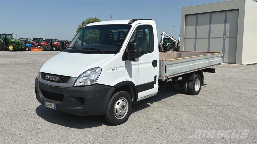 Iveco DAILY 35C13 4x2 Anders