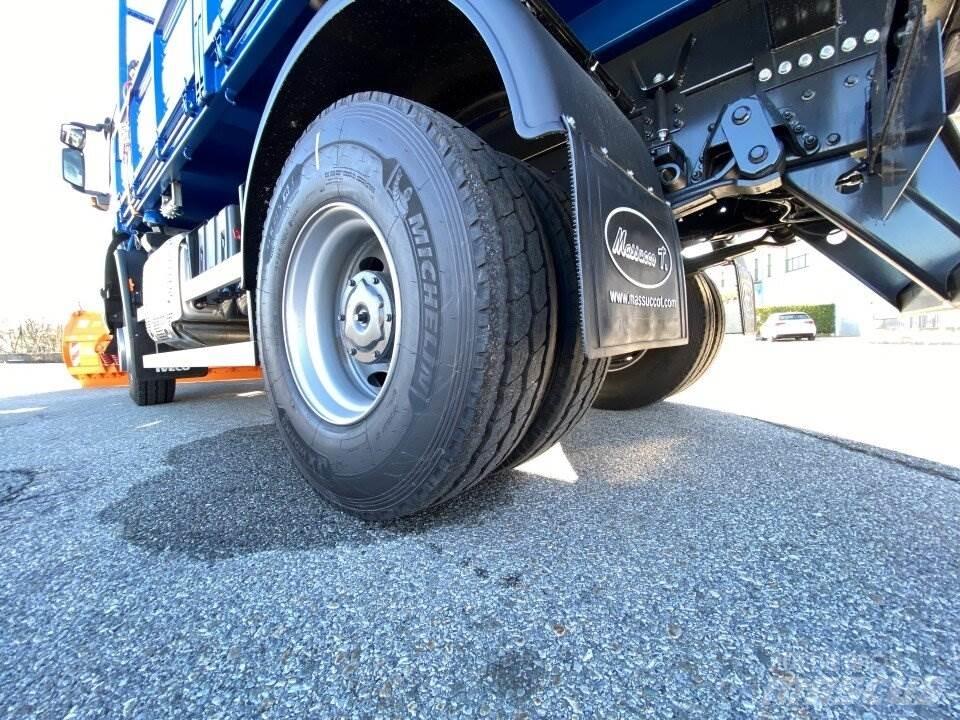 Iveco TRAKKER 360 Sneeuwschuivers en -ploegen