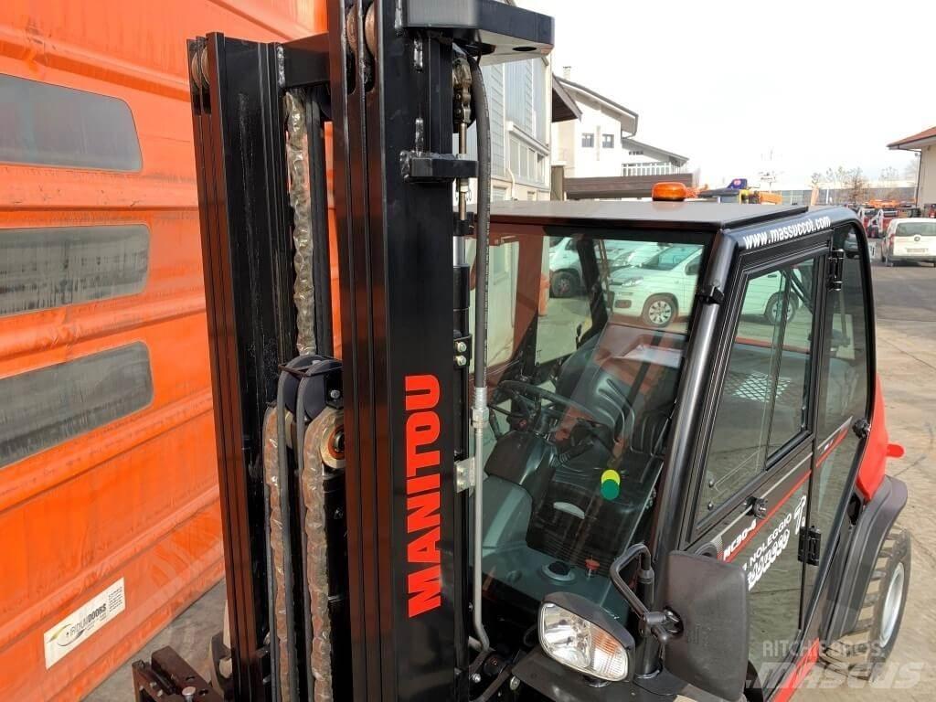 Manitou MC30-4 DK 4X4 Vorkheftruck voor zwaar terrein