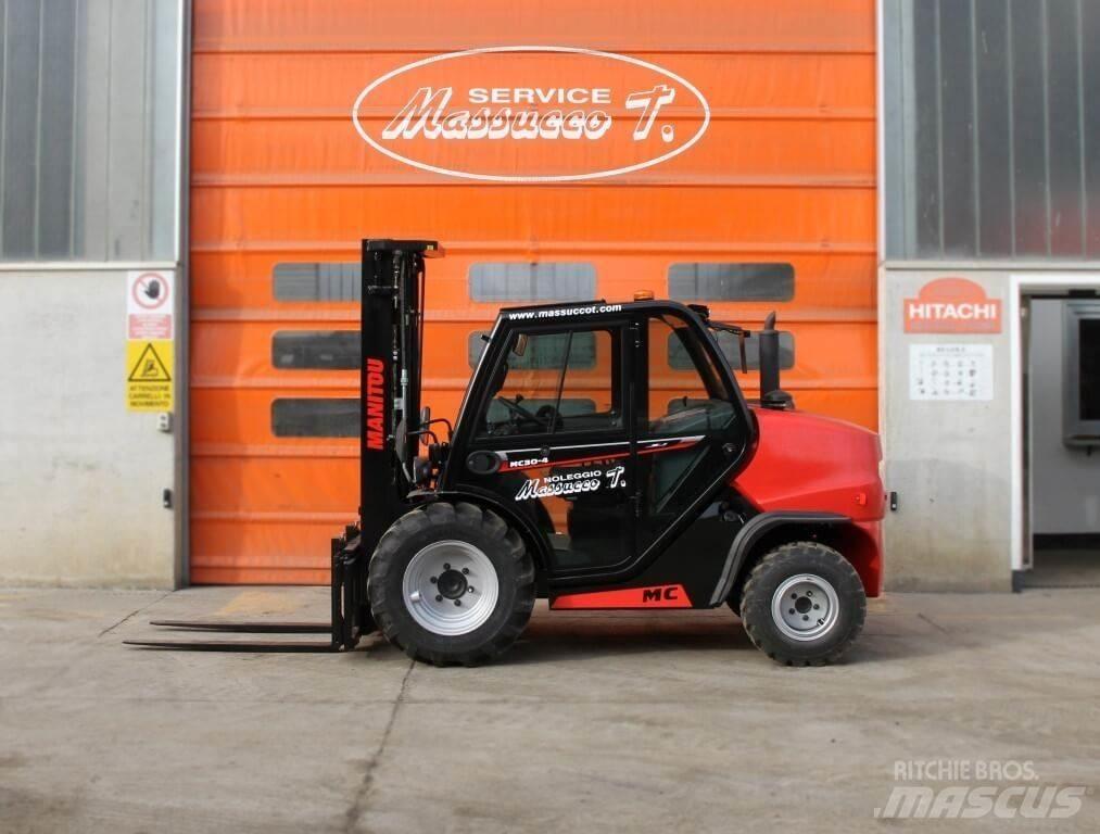 Manitou MC30-4 DK 4X4 Vorkheftruck voor zwaar terrein