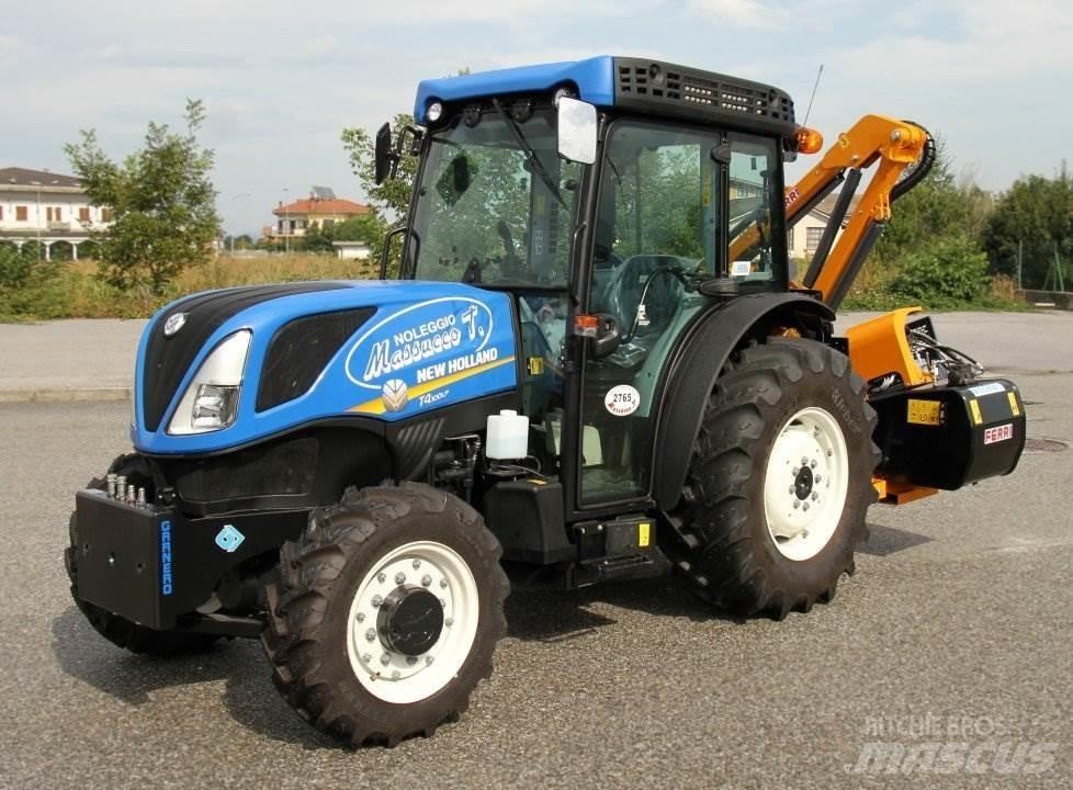 New Holland T4.100LP Sneeuwschuivers en -ploegen