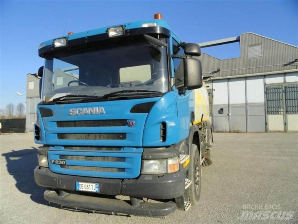Scania P 230 Bucher Veegwagens