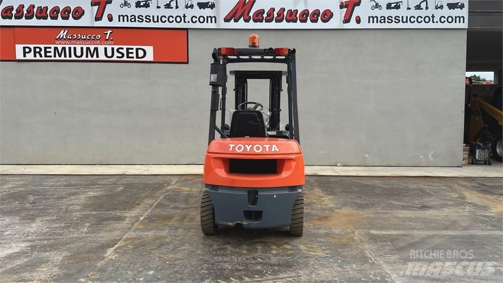 Toyota 62-7FDF25 Diesel heftrucks