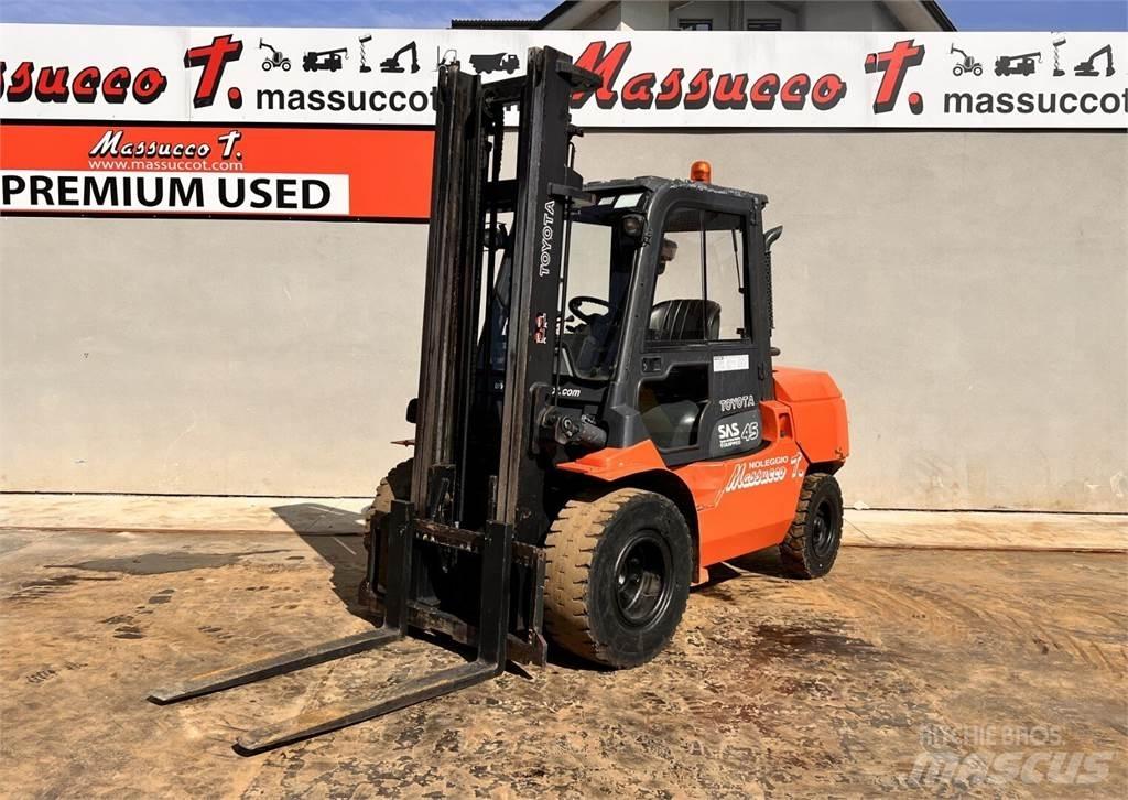 Toyota 7FD 40 Diesel heftrucks