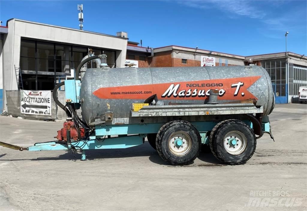 Vaia MB 141 Tankwagen