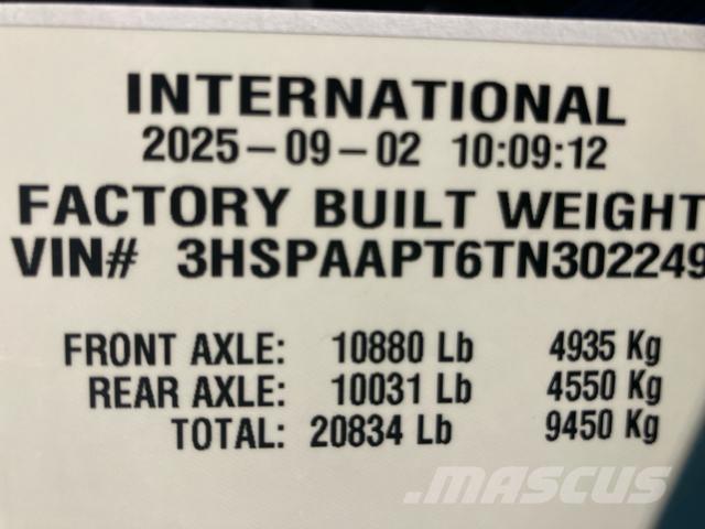 International HX Trekkers