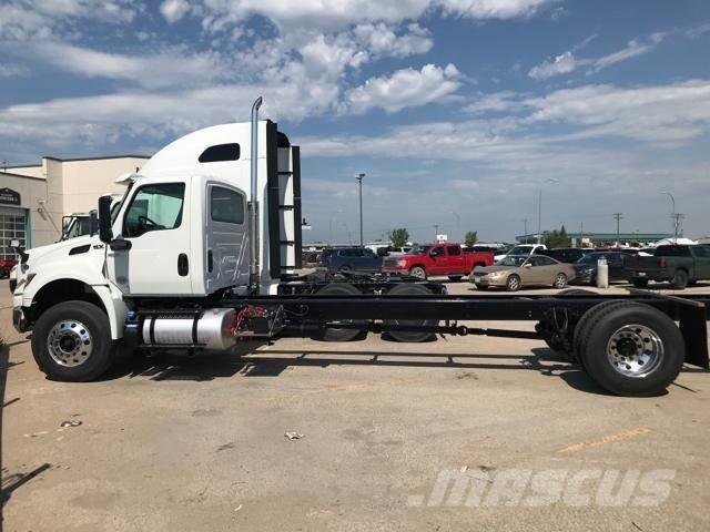 International MV Chassis met cabine