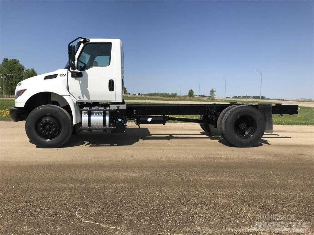 International MV Chassis met cabine