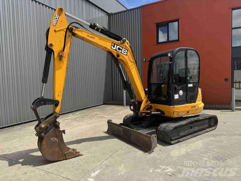 JCB 8065 Minigraafmachines < 7t