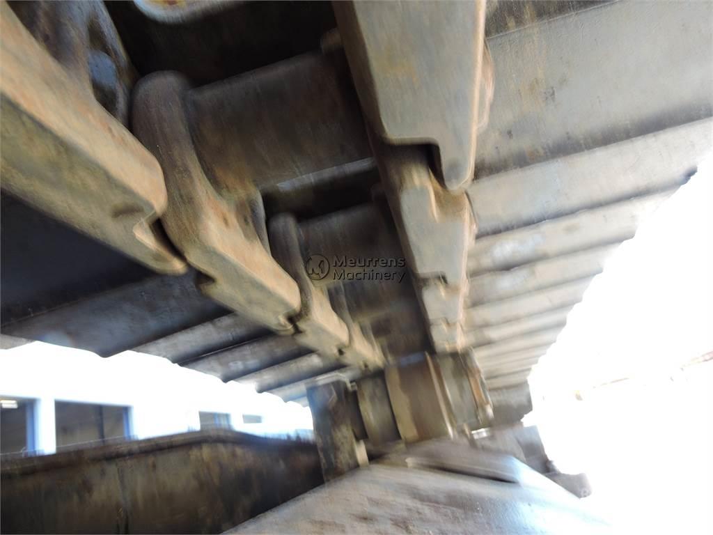 CAT 323D Rupsgraafmachines