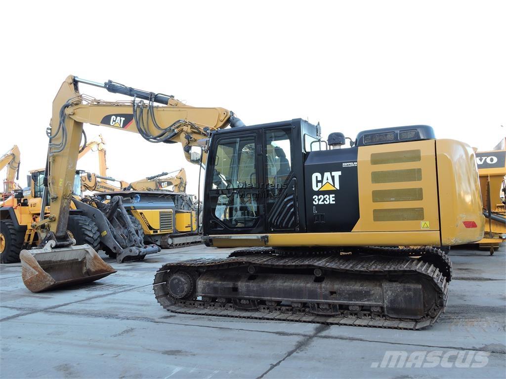 CAT 323E Rupsgraafmachines