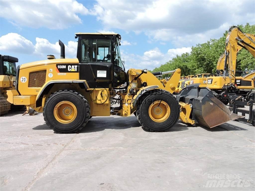 CAT 930M Wielladers