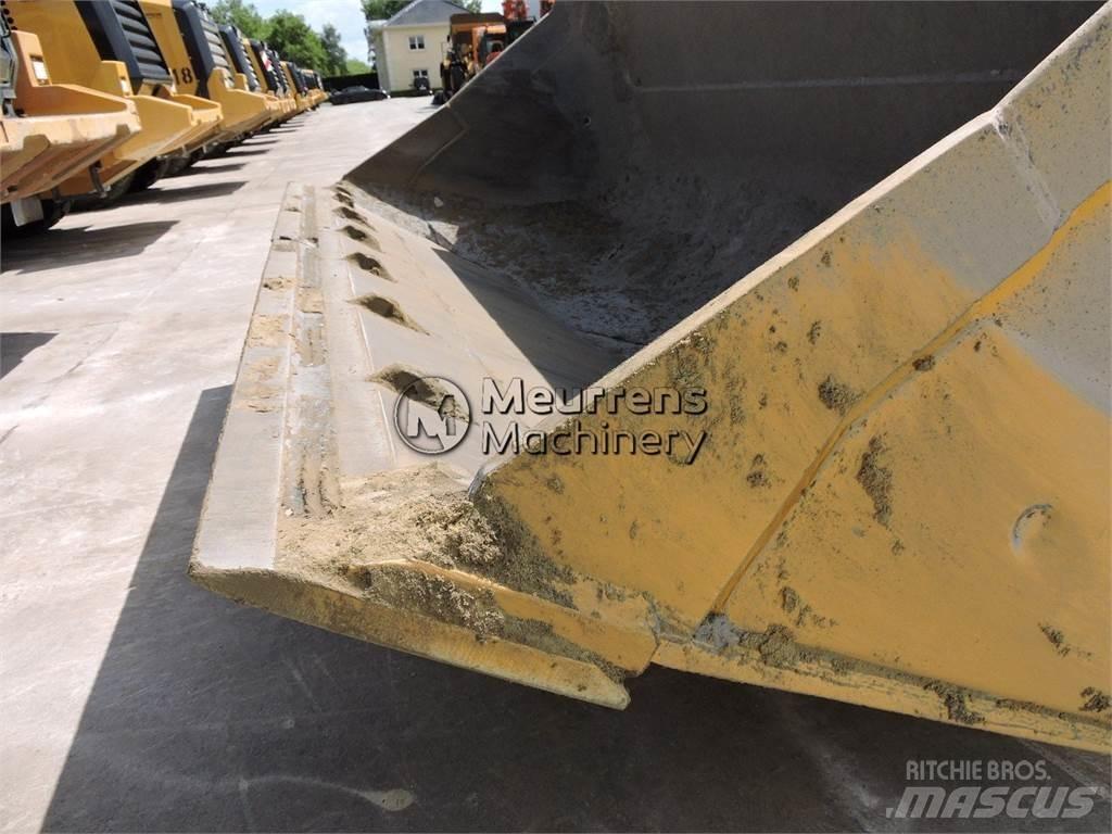 CAT 972M Wielladers