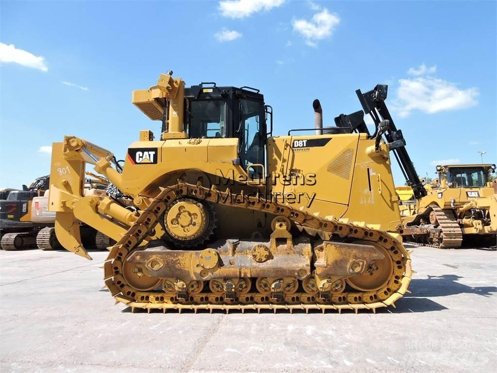 CAT D8T Bulldozers