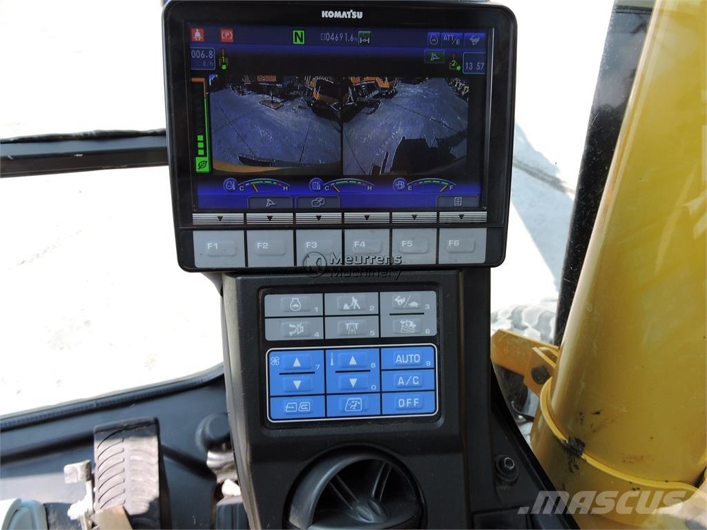 Komatsu PW148 Wielgraafmachines