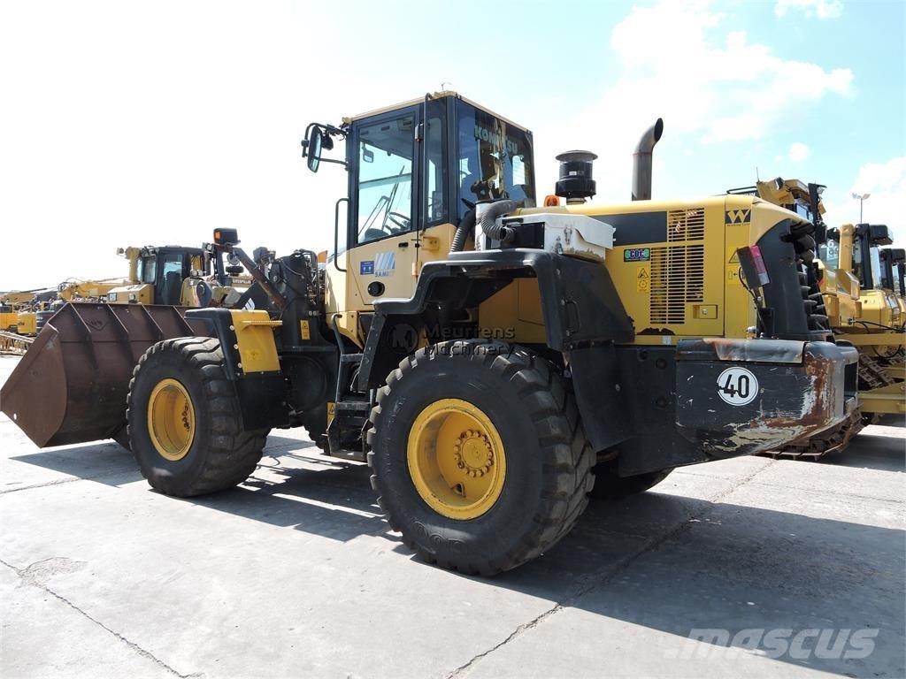 Komatsu WA320 Wielladers