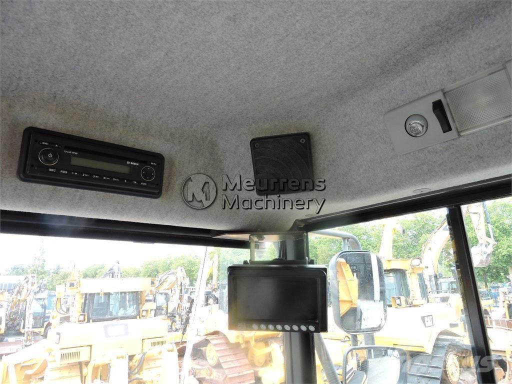 Volvo A25F Knik dumptrucks