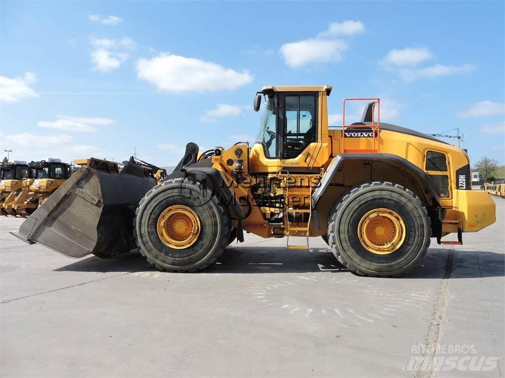 Volvo L220H Wielladers