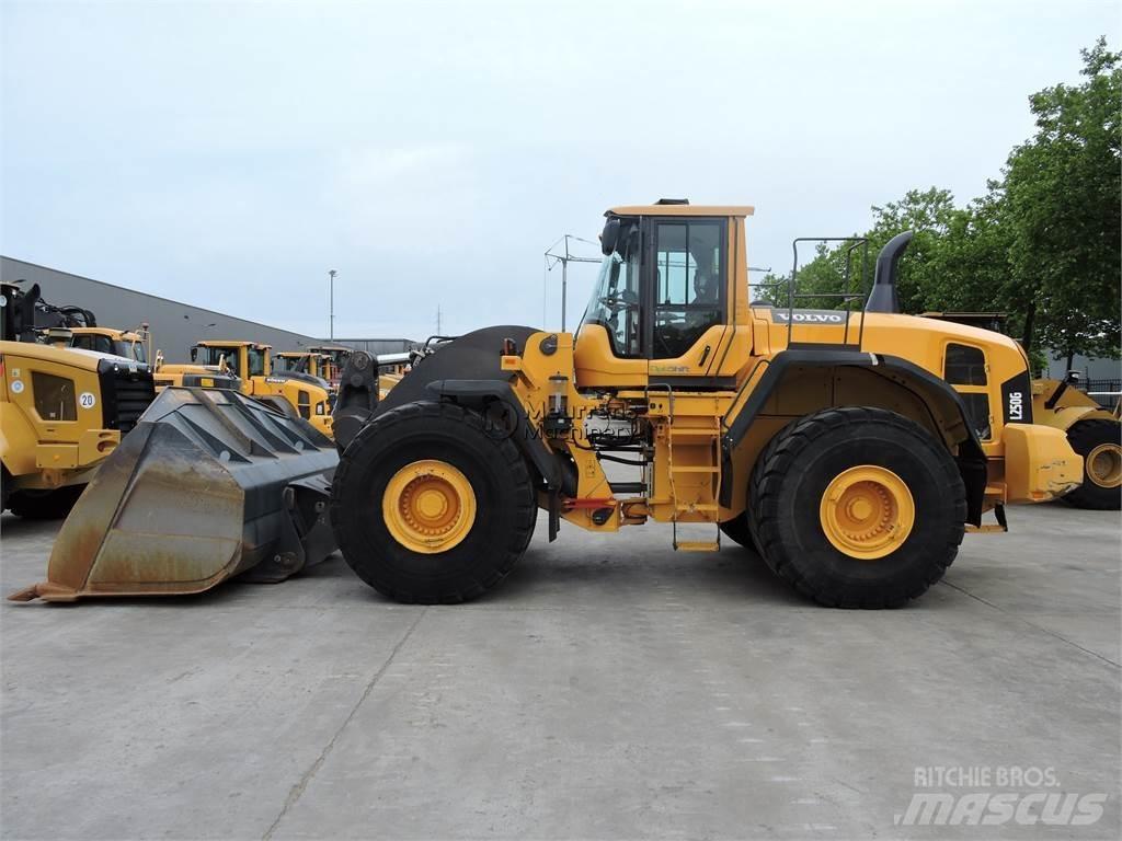 Volvo L250G GERMAN Wielladers