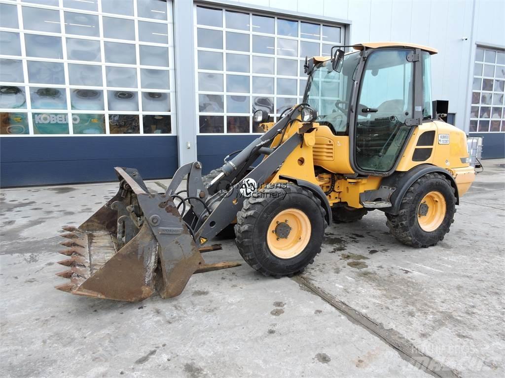 Volvo L25F Wielladers