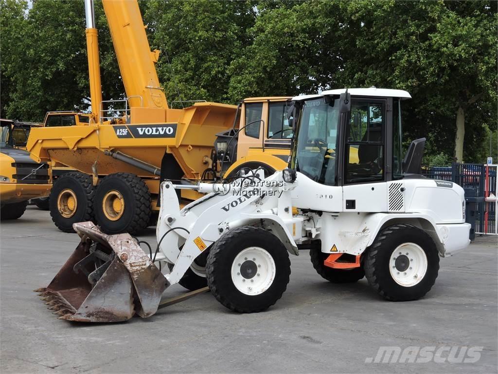 Volvo L30G + FORK Wielladers