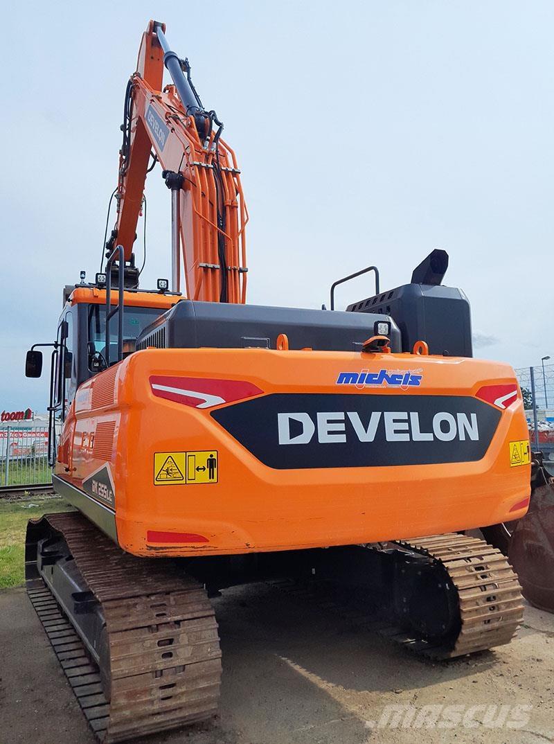 Develon DX 225 LC-7 Rupsgraafmachines