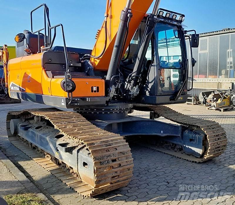 Develon DX 255 LC-7 Rupsgraafmachines