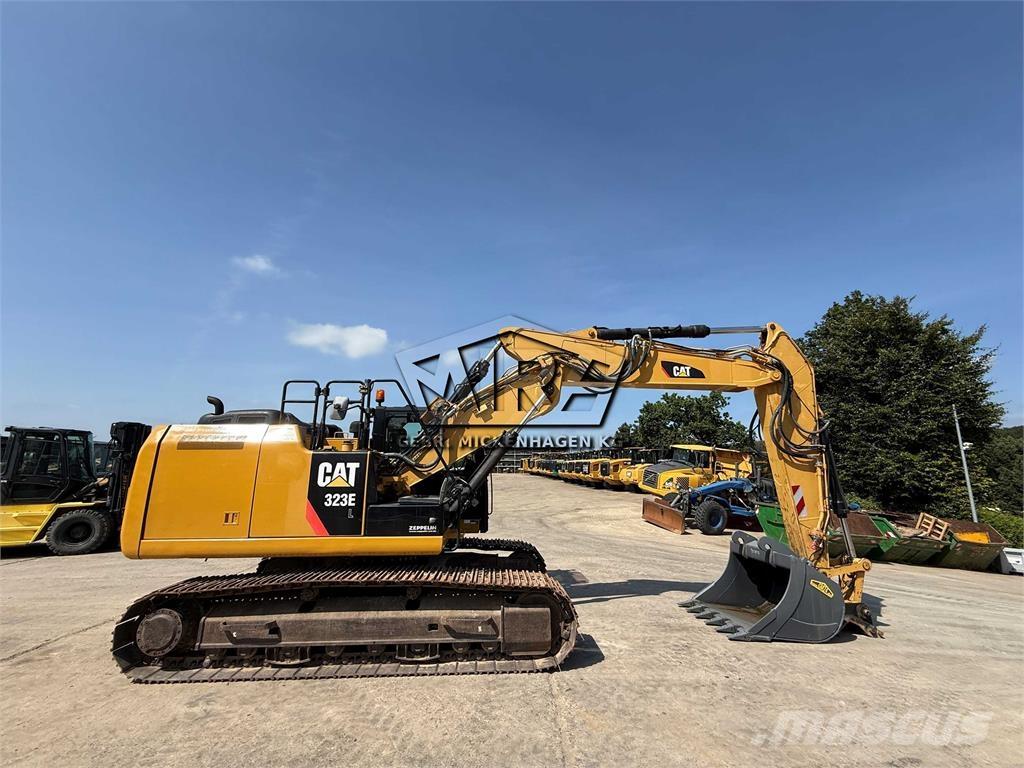 CAT 323 EL Rupsgraafmachines