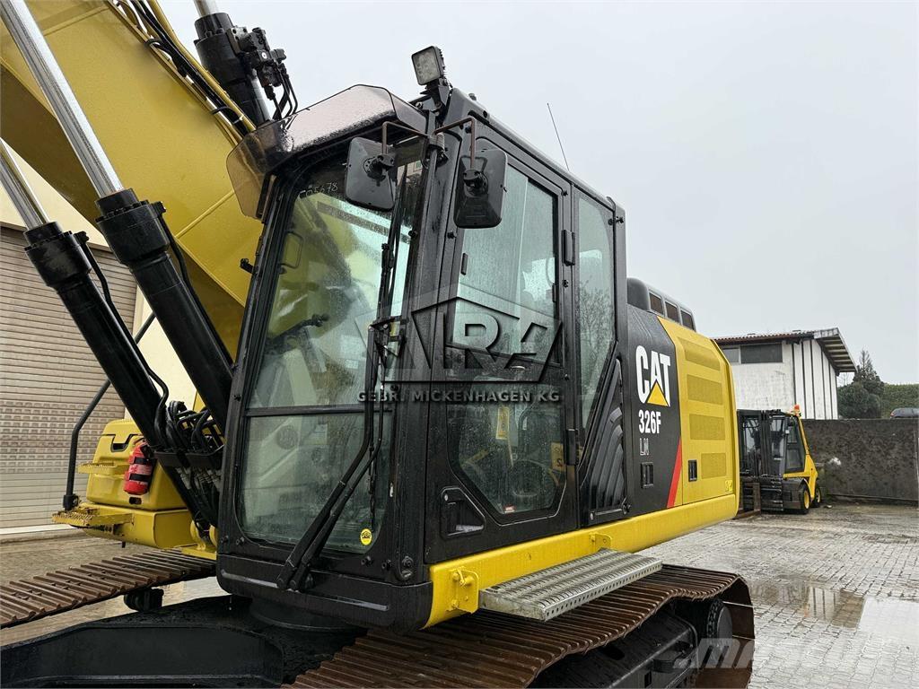 CAT 326 F LN Rupsgraafmachines