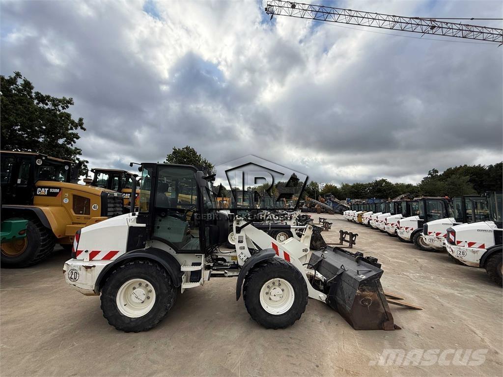 CAT 908 M Wielladers