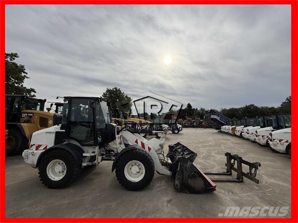 CAT 908M Wielladers