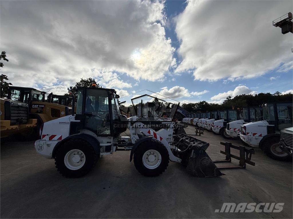 CAT 908M Wielladers