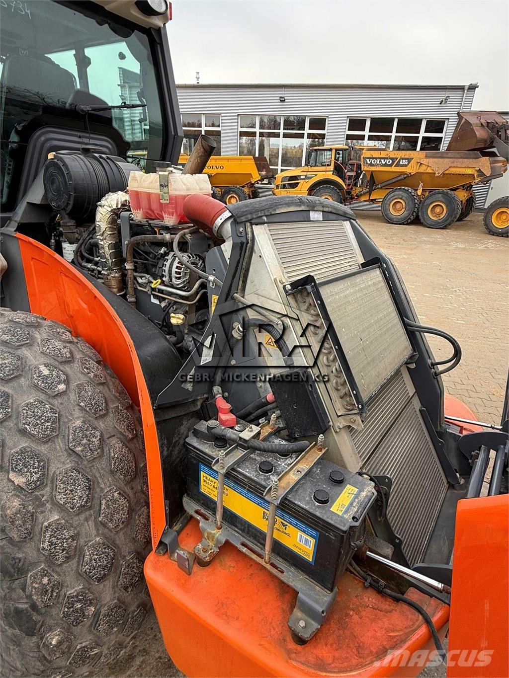 Hamm H 13i Trilrolwalsen