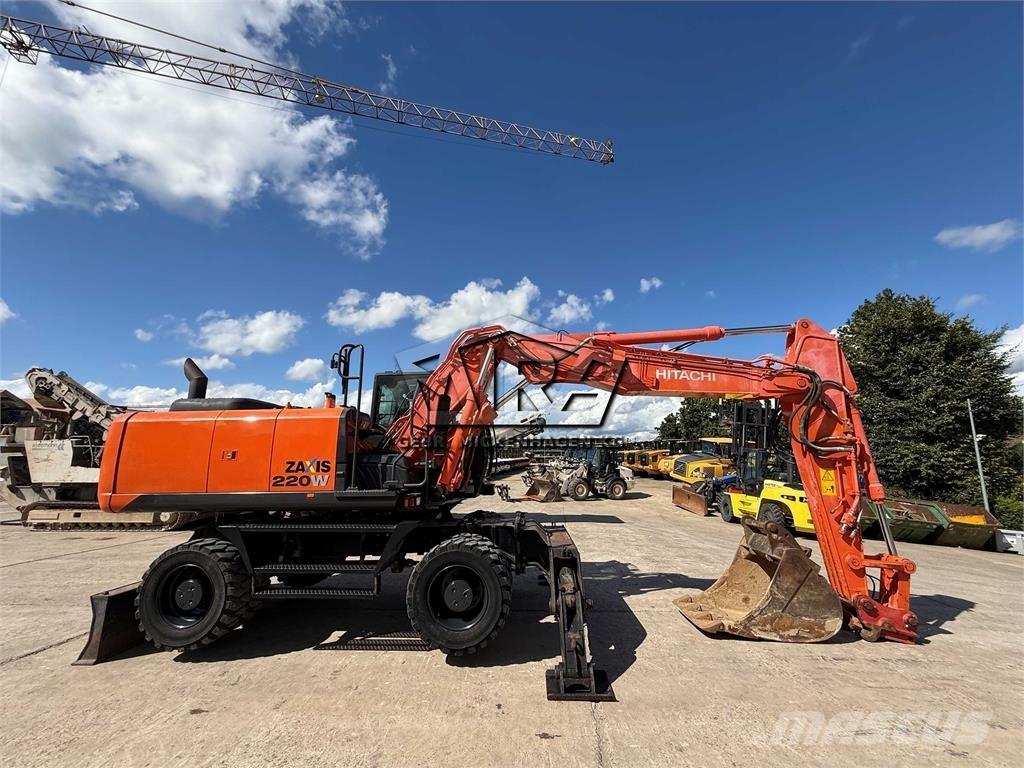 Hitachi ZX220W-6 Wielgraafmachines