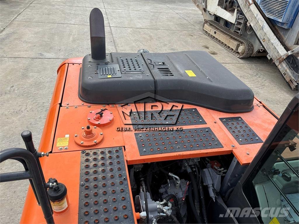 Hitachi ZX220W-6 Wielgraafmachines