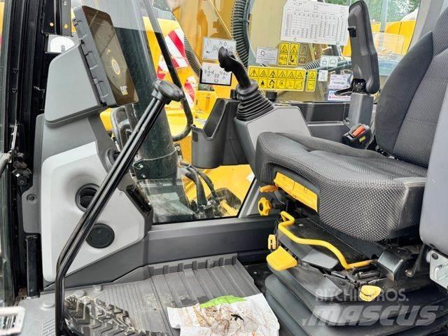CAT 323 Rupsgraafmachines