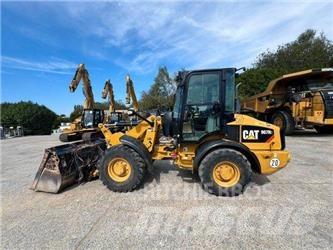 CAT 907 H2 Wielladers