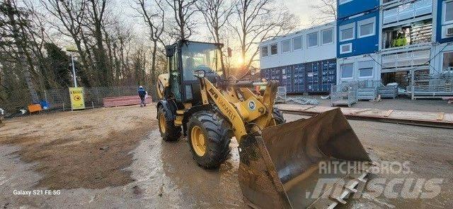 CAT 908M Wielladers